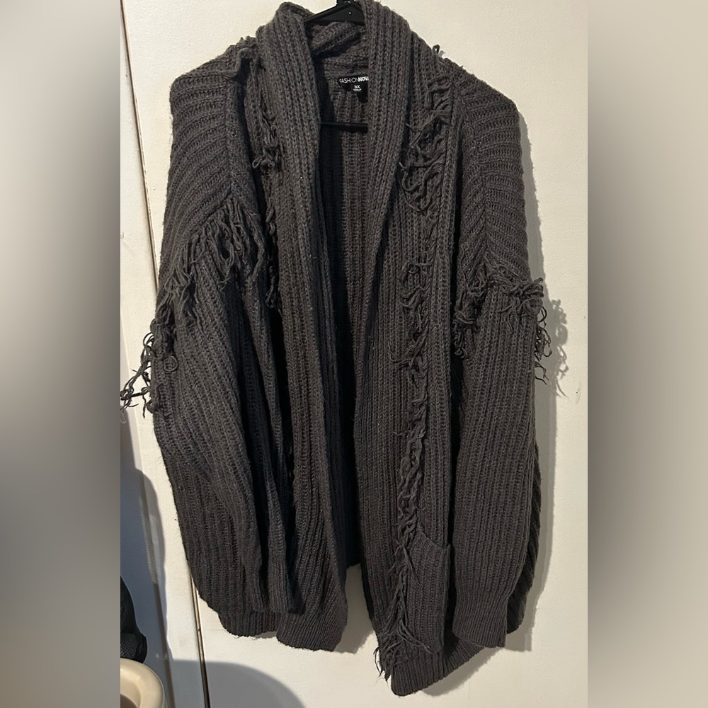 Women’s plus size cardigan